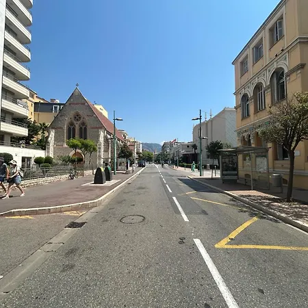 Appartement Neuf Et Equipe A Deux Pas De La Mer Et Face Au Casino En Plein Centre Menton Exterior photo